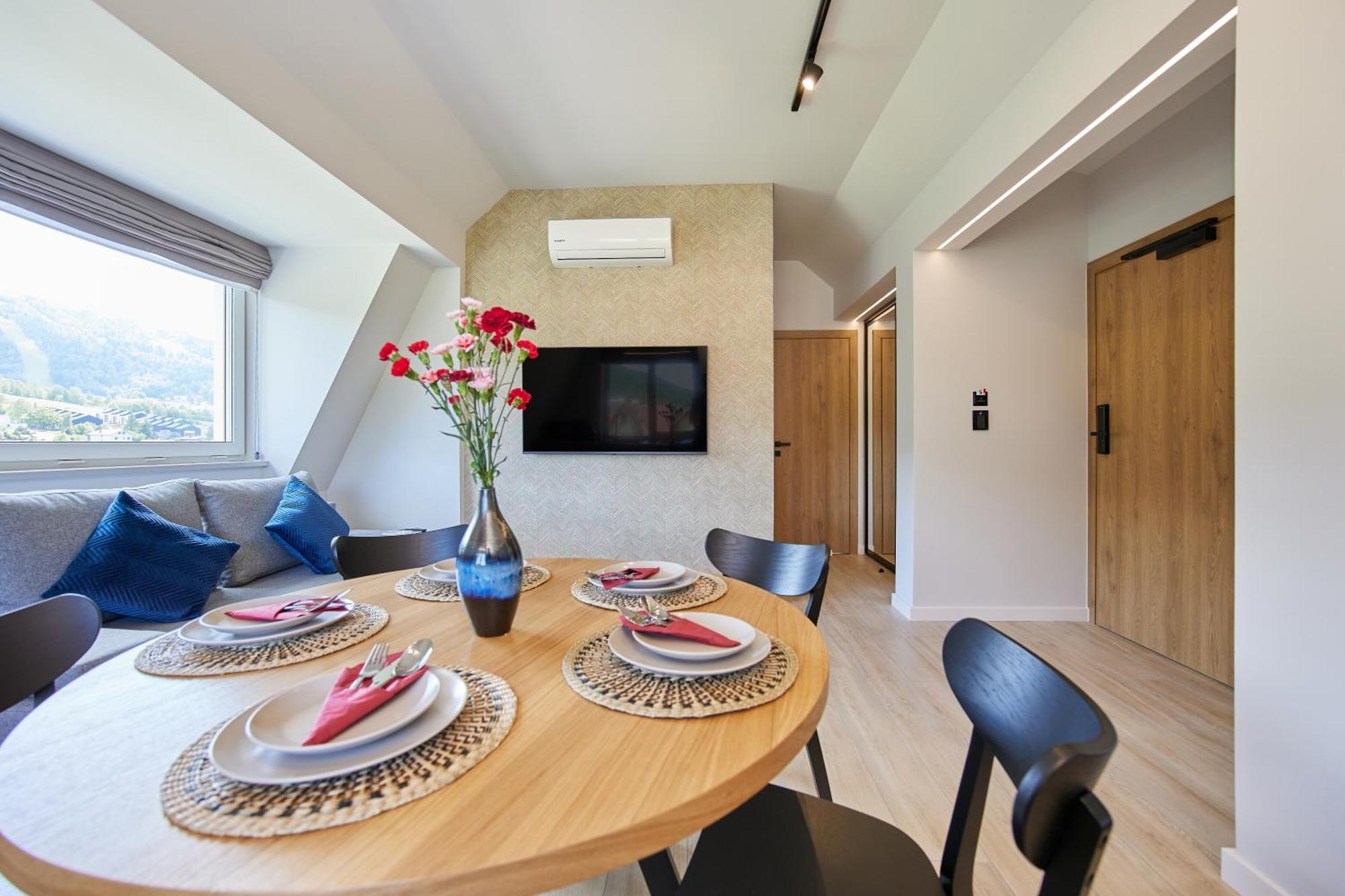 Everest Apartamenty שצ'צ'ירק מראה חיצוני תמונה